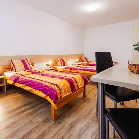 Hostel U Nádraži Ceske Budejovice