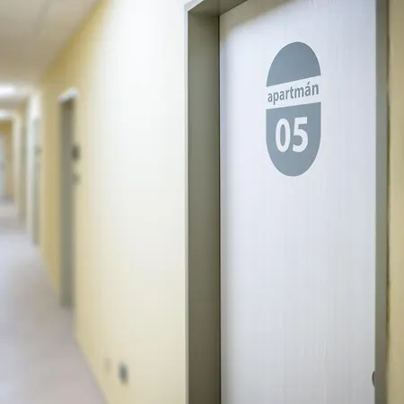 U Nádraži Hostel *